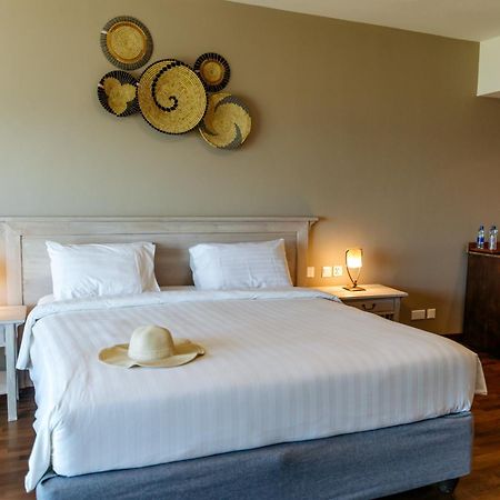 Coral Beach Hotel Dar Es Salaam Ngoại thất bức ảnh