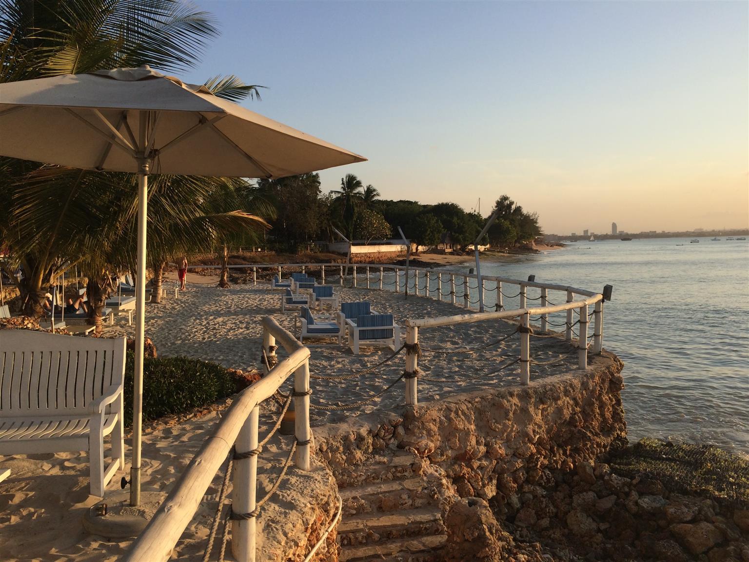 Coral Beach Hotel Dar Es Salaam Ngoại thất bức ảnh