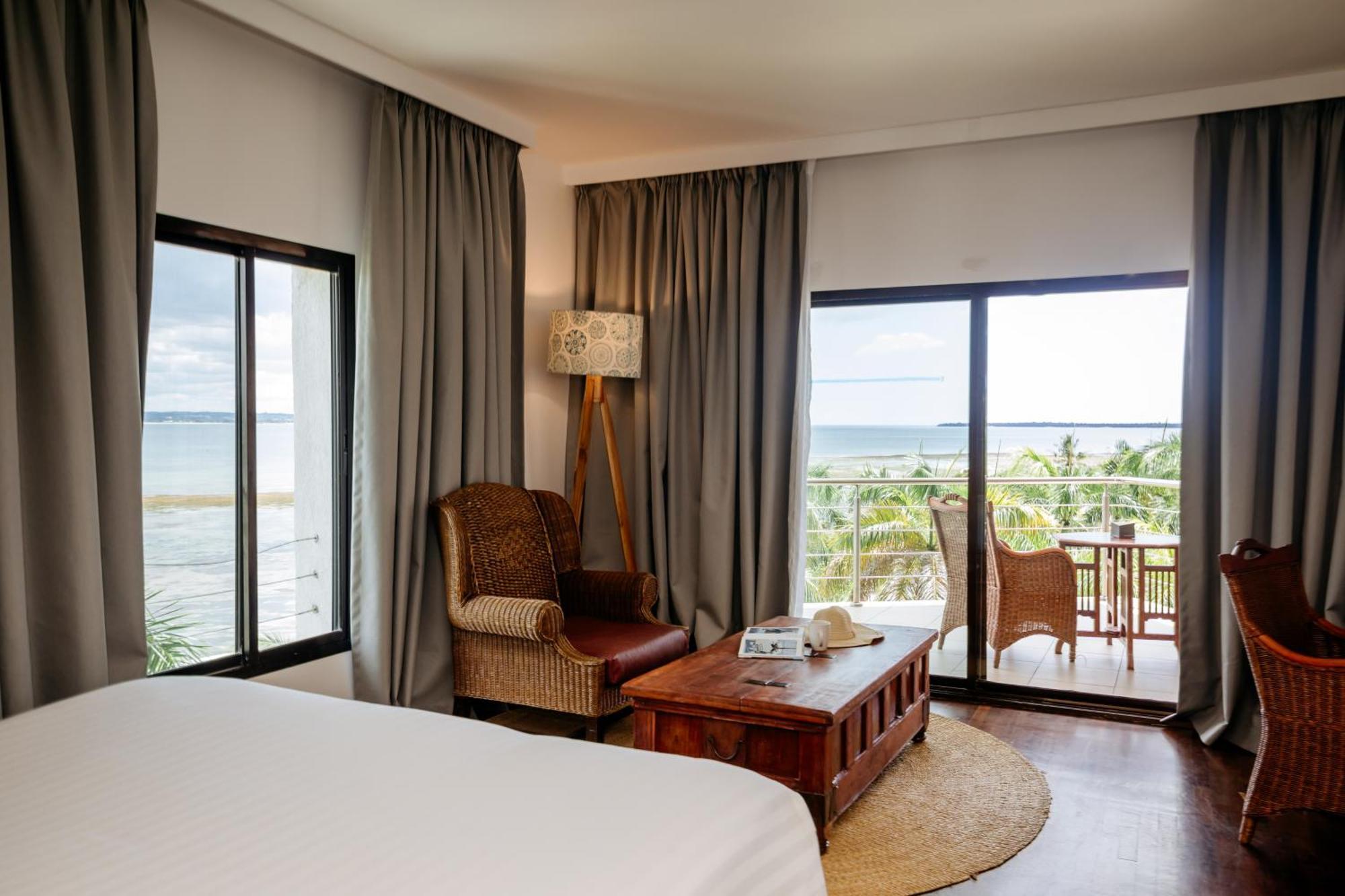 Coral Beach Hotel Dar Es Salaam Ngoại thất bức ảnh