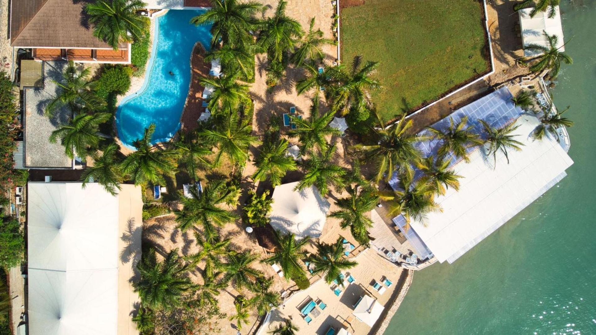 Coral Beach Hotel Dar Es Salaam Ngoại thất bức ảnh