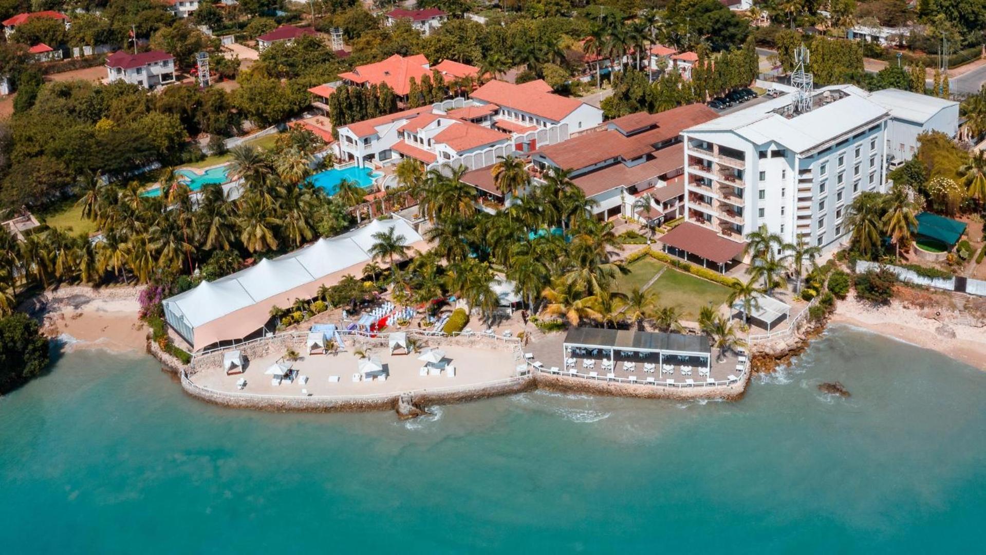 Coral Beach Hotel Dar Es Salaam Ngoại thất bức ảnh