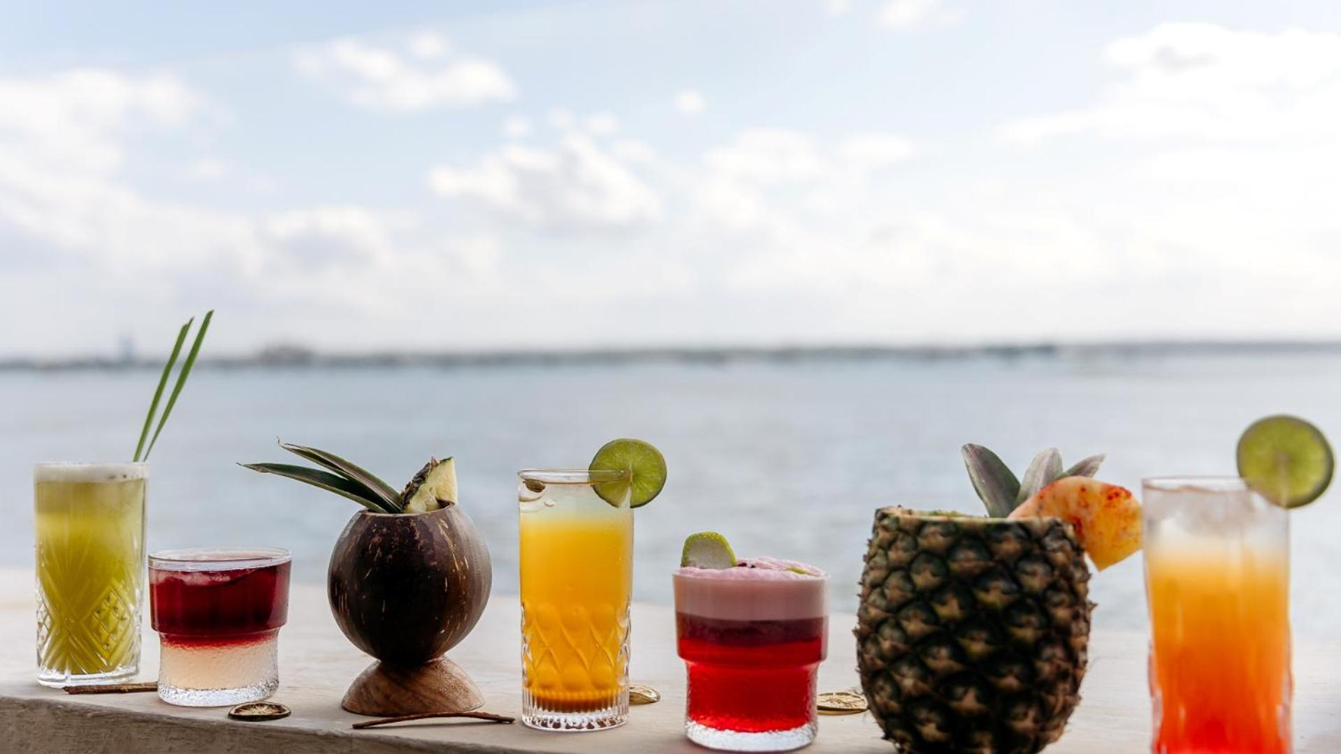 Coral Beach Hotel Dar Es Salaam Ngoại thất bức ảnh