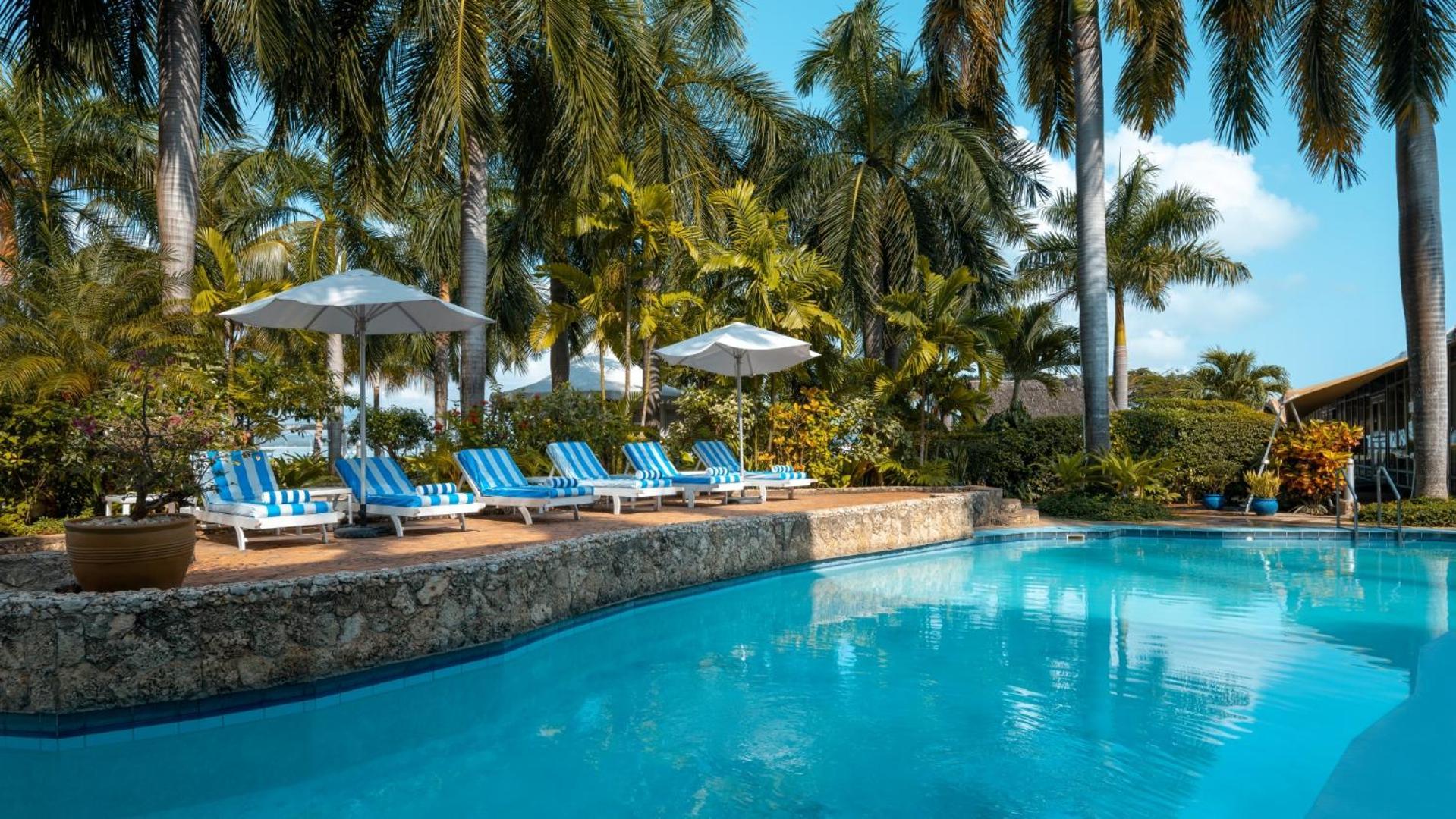 Coral Beach Hotel Dar Es Salaam Ngoại thất bức ảnh