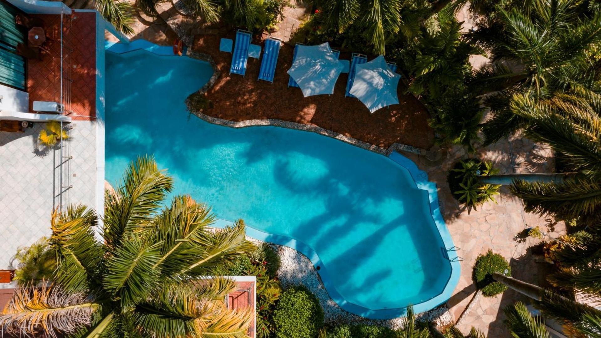 Coral Beach Hotel Dar Es Salaam Ngoại thất bức ảnh
